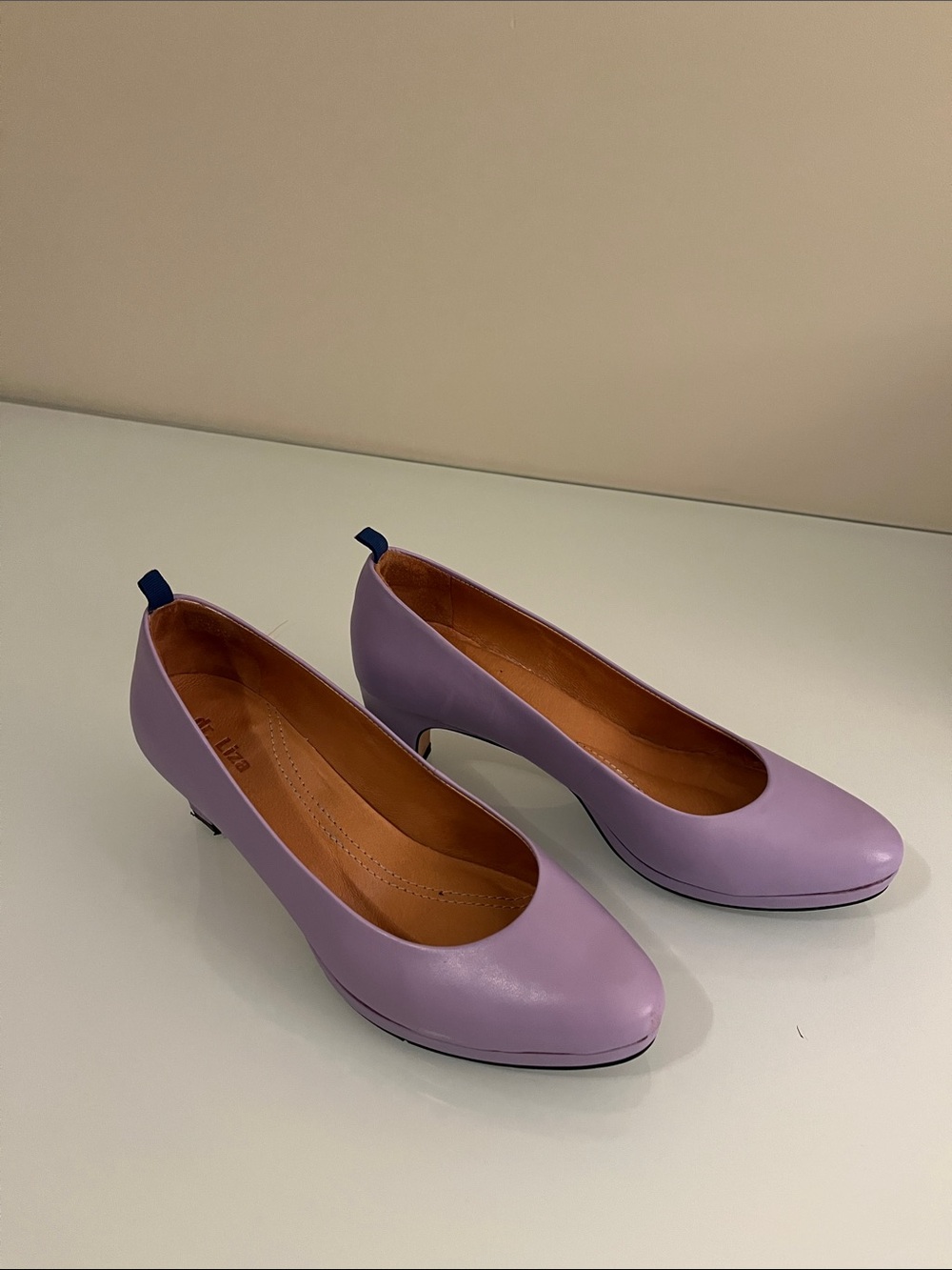 Dr Liza Sneaker Pumps in Lavender